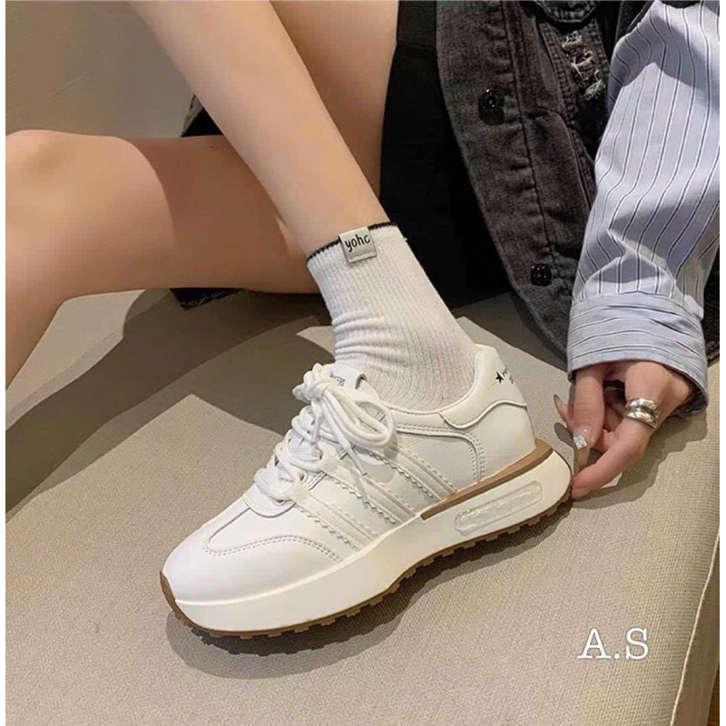 3883- giày thể thao