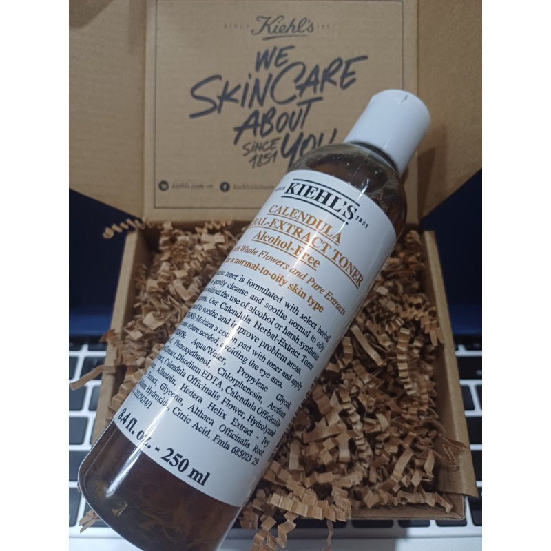 Toner Hoa Cúc 250ml