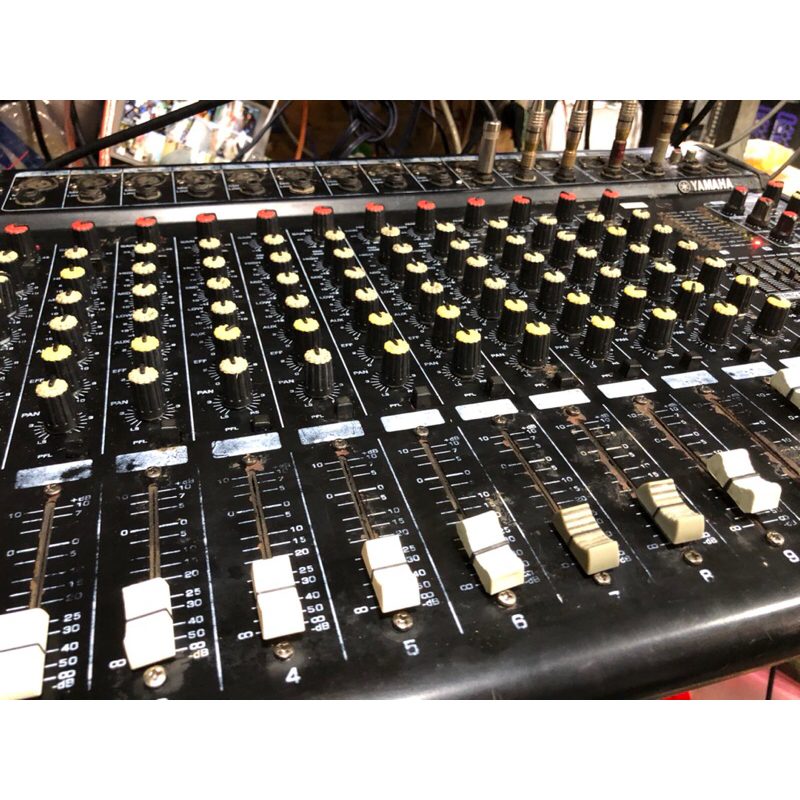 Bàn trộn 12line bãi yamaha