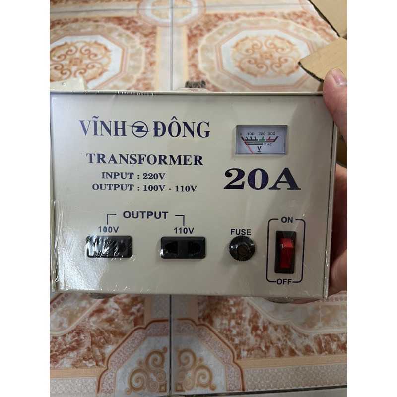 Biến Áp Đổi Nguồn 220V Ra 110V 100V 2000w ( VĨNH ĐÔNG )