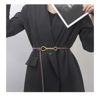 Thắt lưng mặt xoắn cá tính