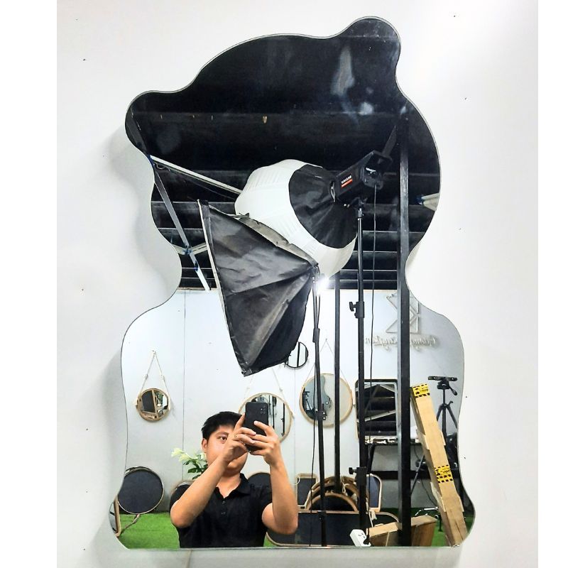 Gương gấu treo tường decor, Gương trang điểm có đèn led trang trí phòng size 60x90cm guonghoangkim.official