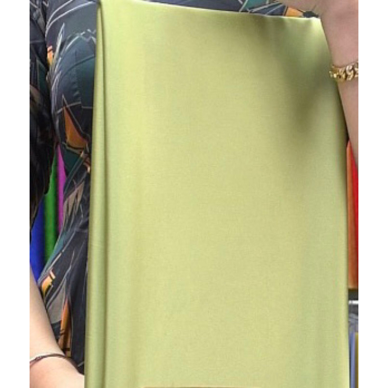 Gấm, lụa may áo dài, đầm váy sang trọng