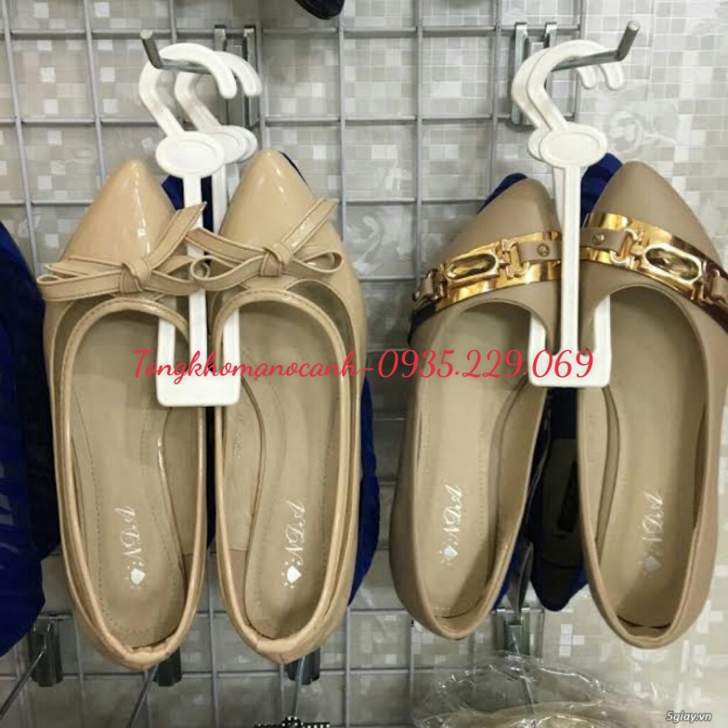 Móc Treo Dép, Tông Màu Trắng, Phụ Kiện Cho Shop