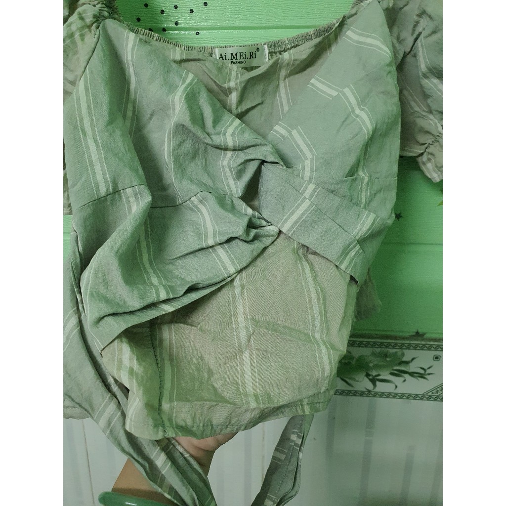 Áo kiểu buộc dây như hình màu xanh nhạt