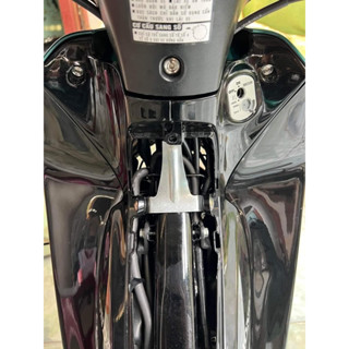 Pát giữa future 2 - chống bể dàn áo khi gắn baga