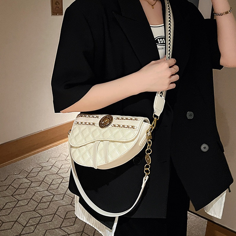 Túi Xách Nữ Đeo Chéo Quai Xách Cao Cấp NUTUSHOP - NT451