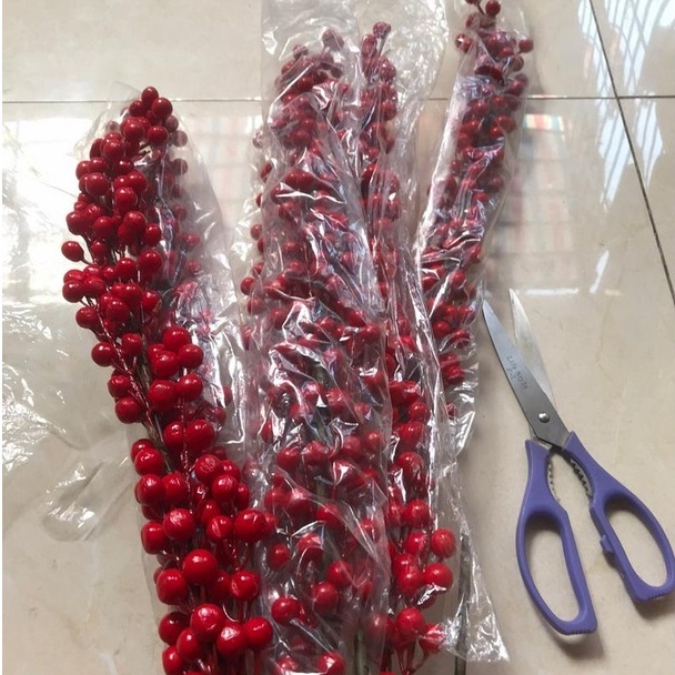 Cành đào đông đỏ 1 Cành 12 nhánh - Cây Đào Đông Đỏ Quả Đỏ Trang Trí, trang trí nhà cửa