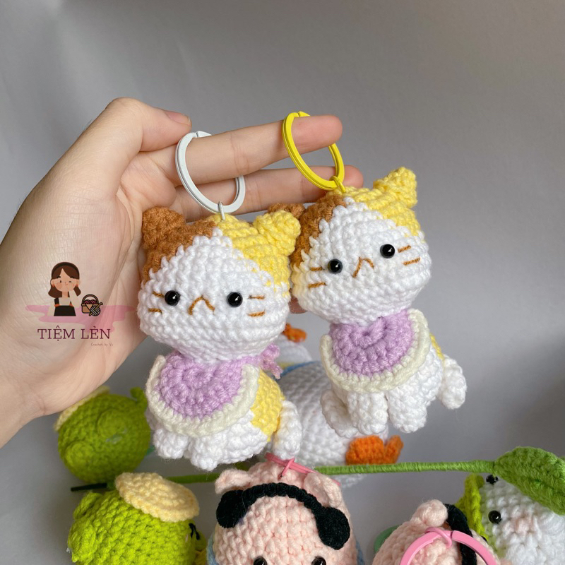 Móc khoá len mèo con bằng len