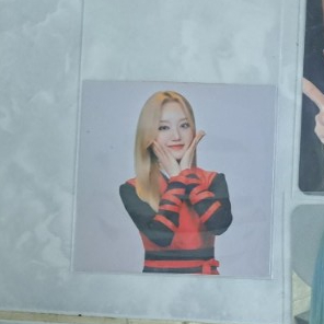 CARD BO GÓC CHÍNH HÃNG LOONA GOWON PARK CHAEWON LOOSSEMBLE ASSEMBLE