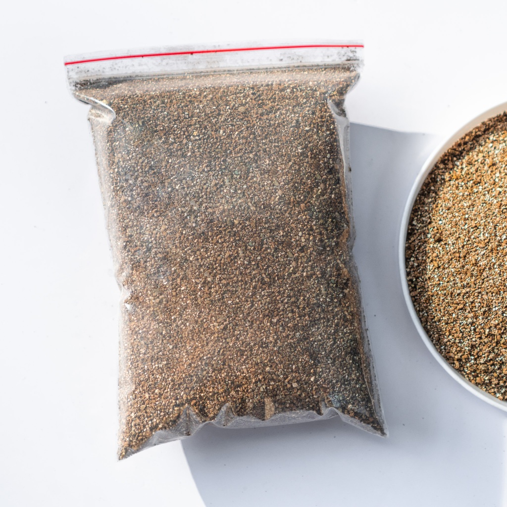 Đá Vermiculite - Giàu vi chất hiếm, giúp sen đá nhanh lên màu, ươm mầm rau | Joy Garden