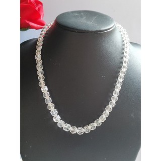 Chuỗi vòng cổ pha lê trắng lấp lánh từ 6 đến 8 li hàng trong kiện đấu giá Nhật