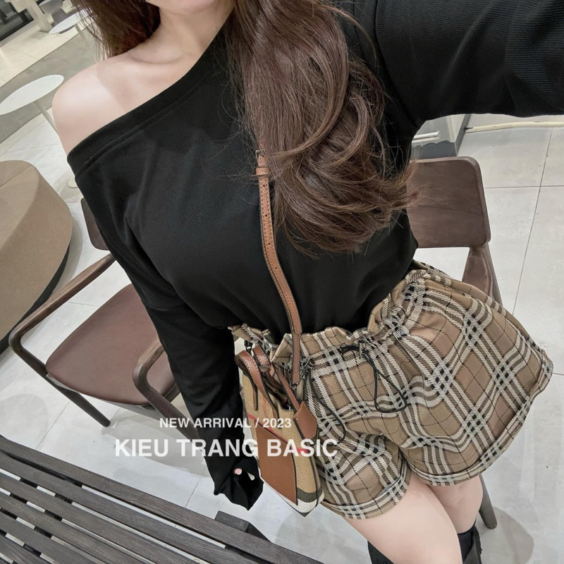 Set BBR quần váy áo trễ vai / Hàng có sẵn kèm ảnh shop chụp