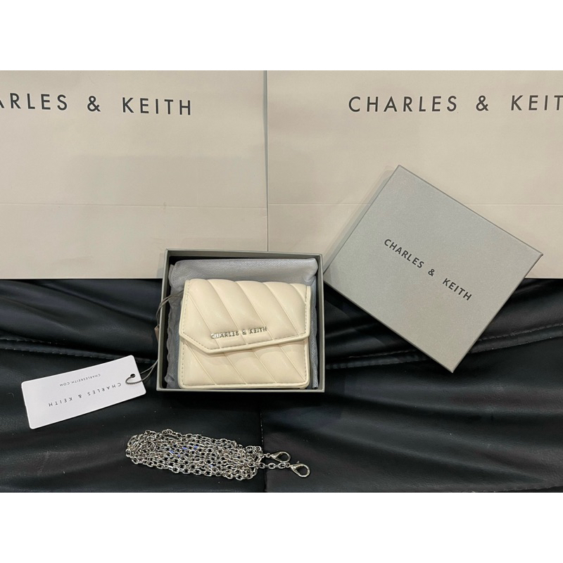 Ví CNK Asymmetric Flap Panelled