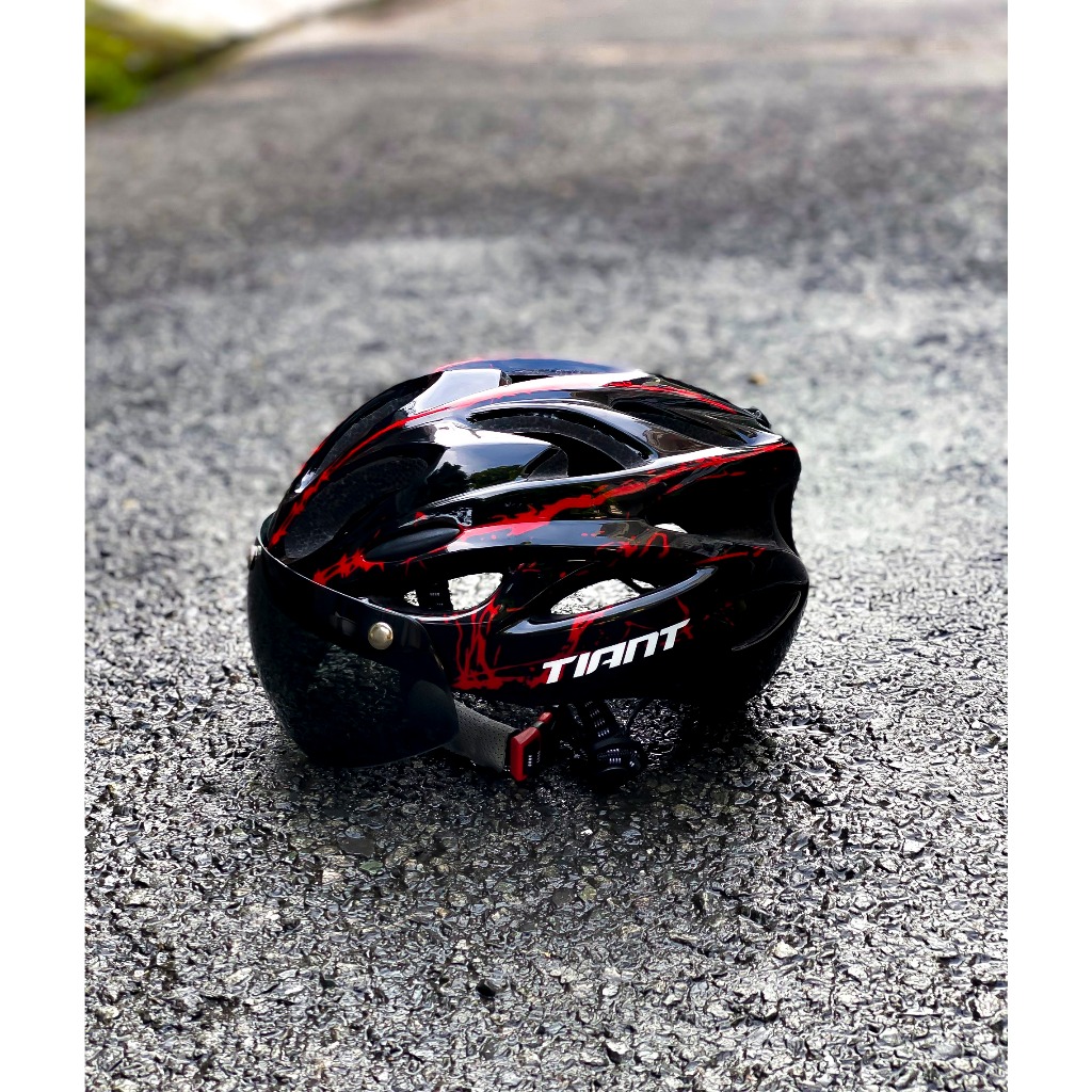 NÓN THỂ THAO TIANT D01 MÀU ĐEN ĐỎ CHÍNH HÃNG