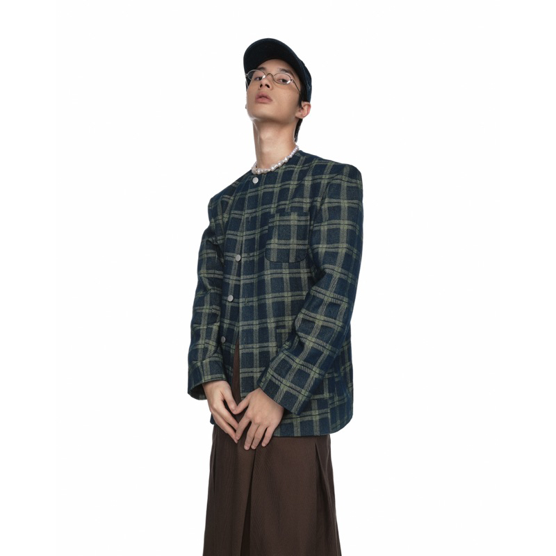 Áo Blazer chất liệu denim dáng rộng cá tính và chân váy denim Hush