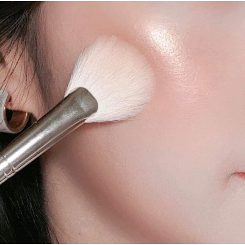 Phấn HIGHLIGHT Catrice Powder - 010