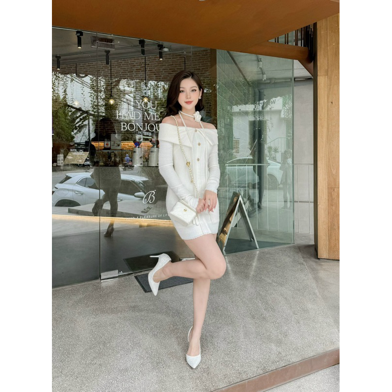 ĐẦM TAY DÀI TRỄ VAI - C05219