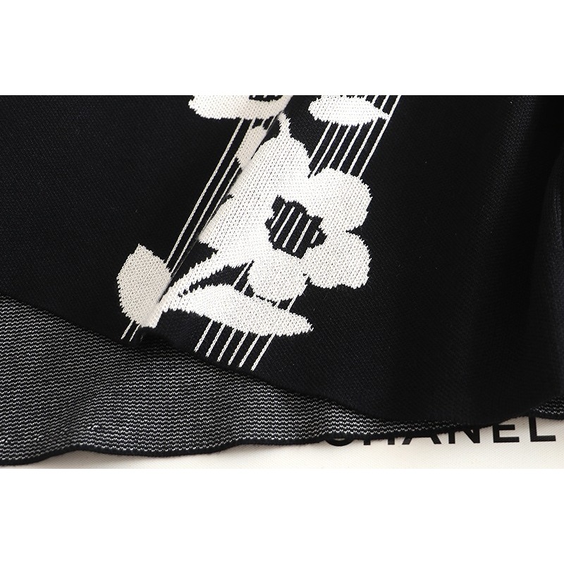 U170 Áo len & Yếm len xuất dư của KUOSE