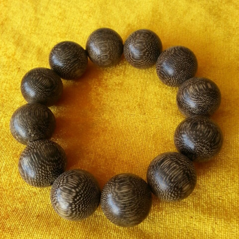 Vòng tay Trầm Hương Thuần Chay mix charm sen 8mm