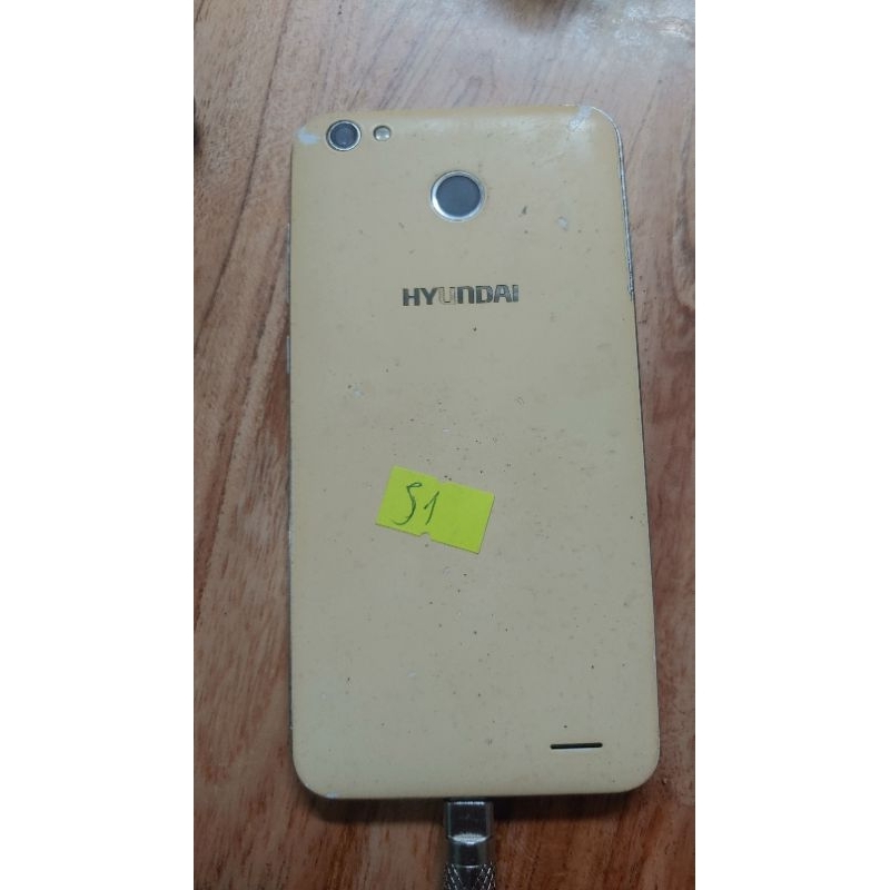 Xác điện thoại hyundai liệt cảm ứng
