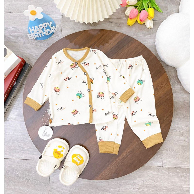 Bộ sơ sinh dài tay tăm gân cho bé, Quần áo thu đông bé trai bé gái khuy chéo Baby