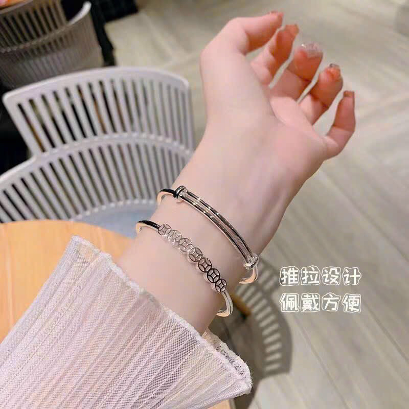 VÒNG TAY MẶT ĐỒNG XU KÈM HỘP NƠ SANG CHẢNH