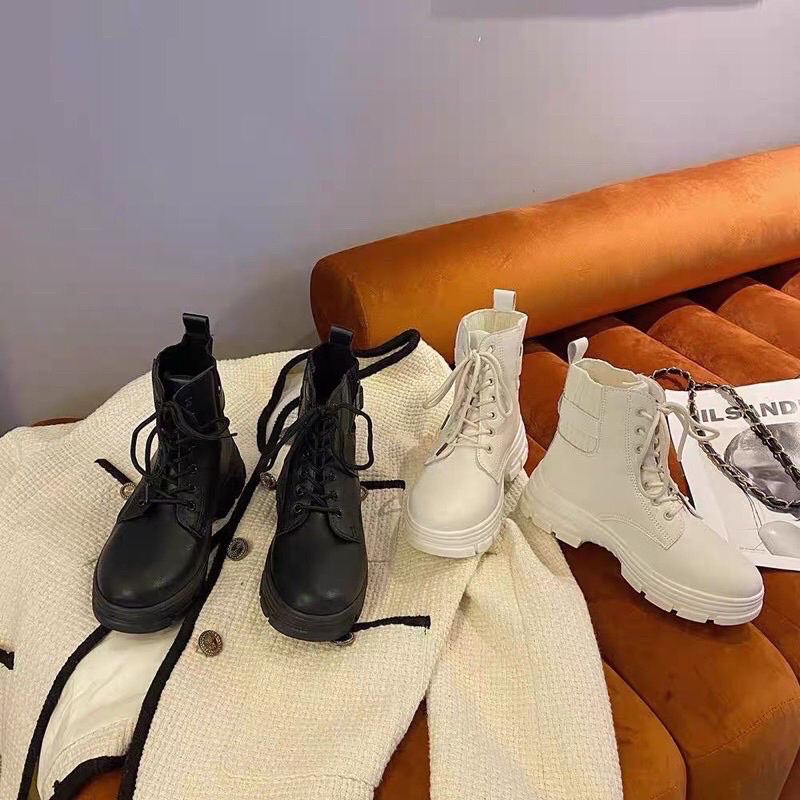Giày bốt đế bánh mì khoá sau Cao Cấp -boots nữ độn đế cài khuy hàng Xuất