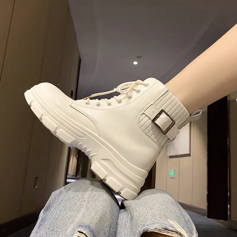 Giày bốt đế bánh mì khoá sau Cao Cấp -boots nữ độn đế cài khuy hàng Xuất
