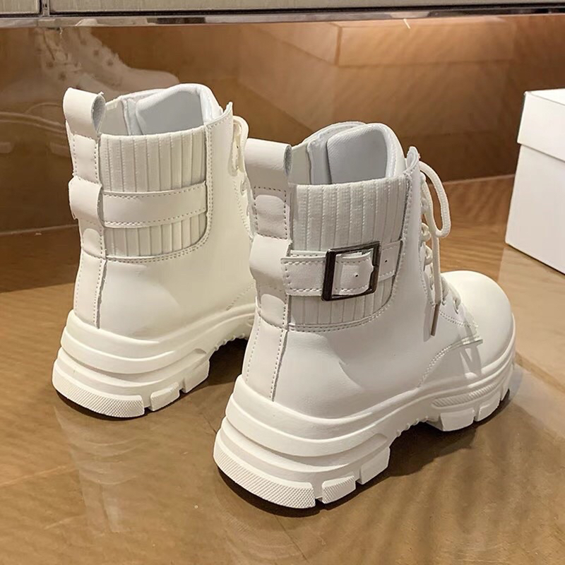Giày bốt đế bánh mì khoá sau Cao Cấp -boots nữ độn đế cài khuy hàng Xuất