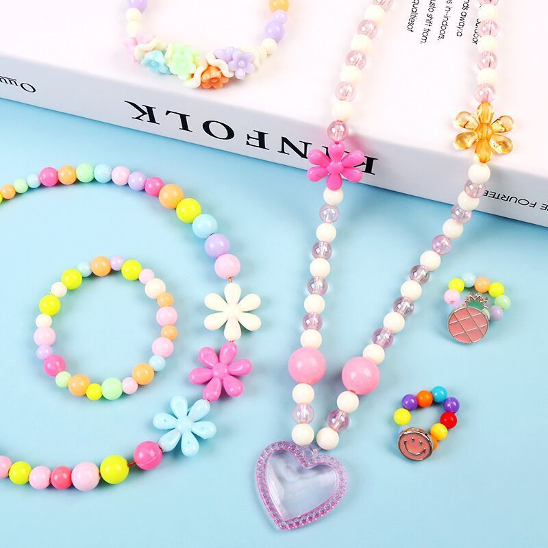 Hạt Cườm Xâu Vòng Cho Bé Họa Tiết Trái Tim