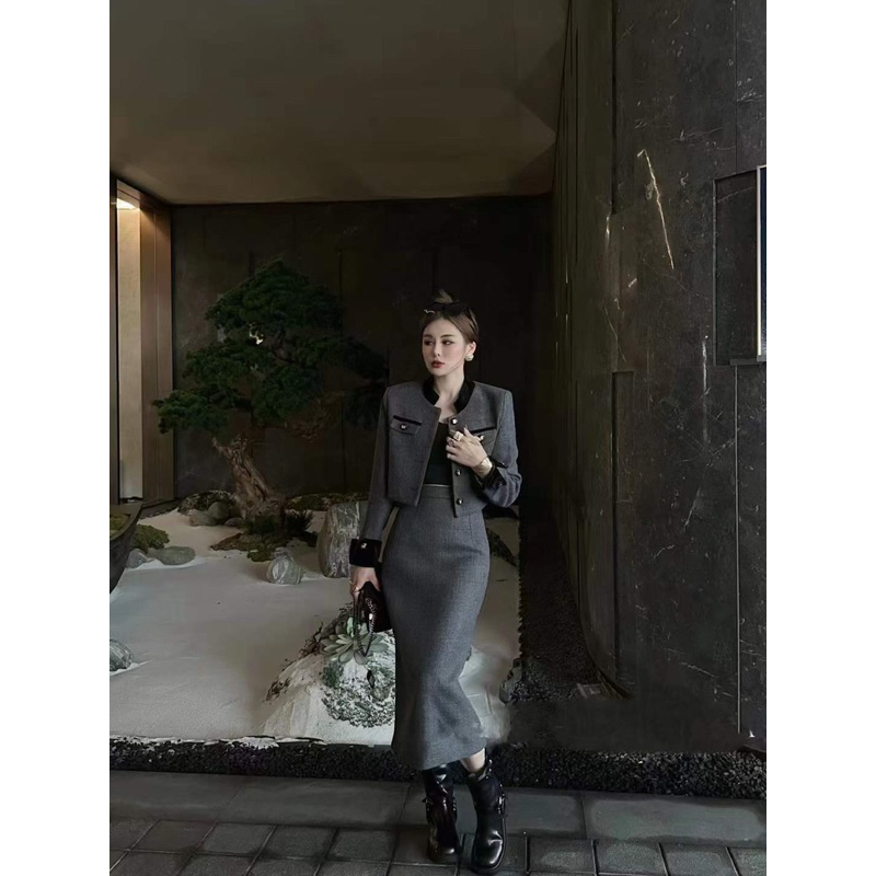 9226 Set dạ áo cổ tàu kèm tag và chân váy bút chì