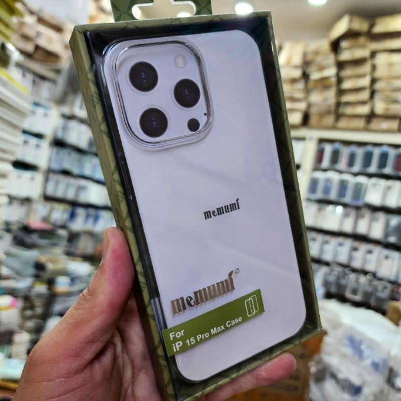 Ốp lưng trong suốt memumi iPhone 15, iPhone 15 Plus, iPhone 15 Pro và iPhone 15 Pro Max.
