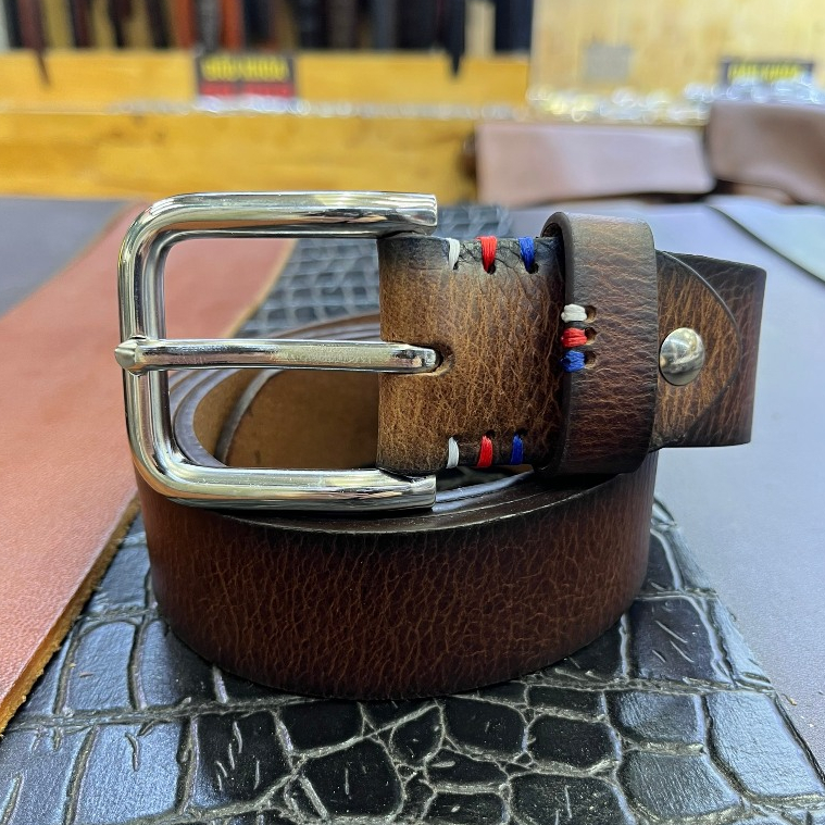 Thắt lưng da bò sáp ý cao cấp, bản 3.5cm mặt xỏ lỗ bằng đồng, inox siêu bền bỉ. Chiều dài 125cm phù hợp với người 45-100