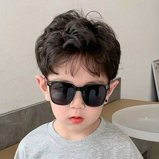 Kính hot boy chữ d siêu cấp đẹp trai cho bé