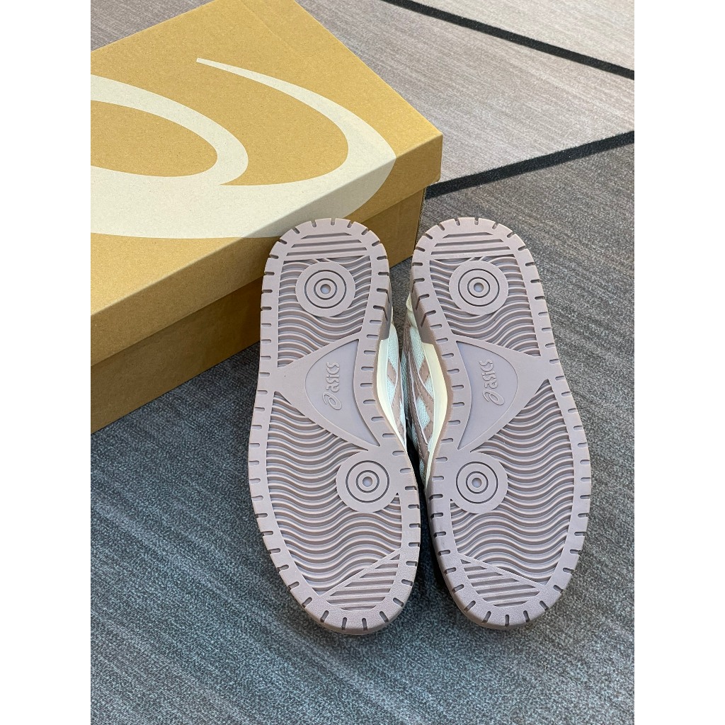 Giày Asics x Doraemon Court Mz Shoes 'Cream White' 1203A353-101