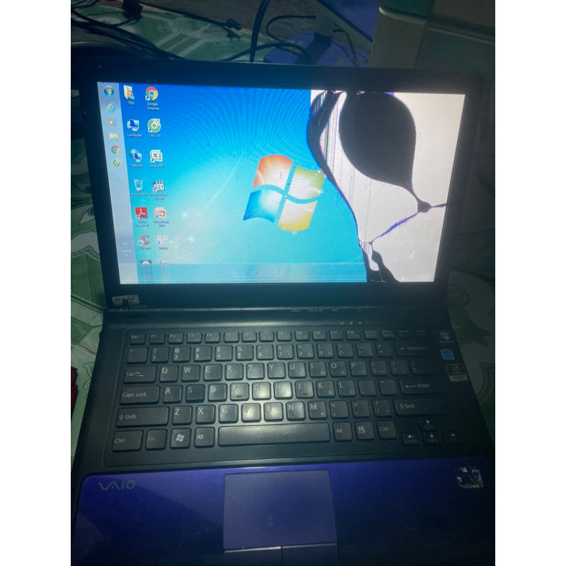 Laptop sony vaio vỡ màn hình