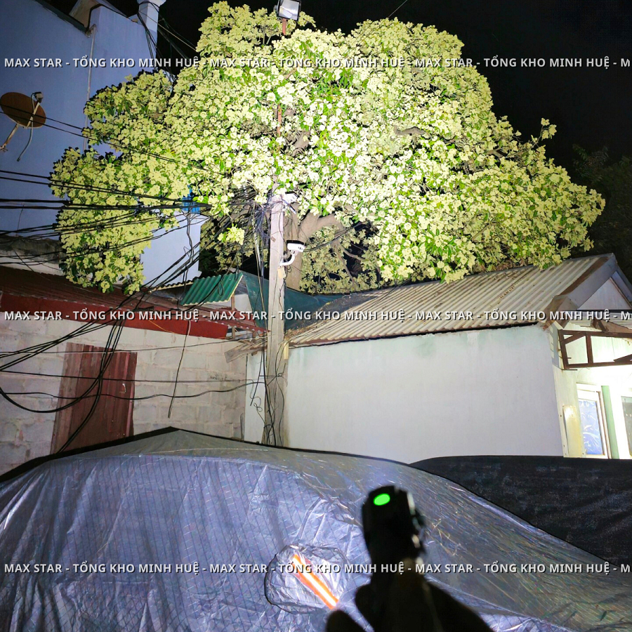 Đèn pin cầm tay mini siêu nhỏ siêu sáng tỏa X-BALOG 650X vỏ nhôm chống nước IPX7 độ sáng tối đa 2000 lumen Đèn cầm tay