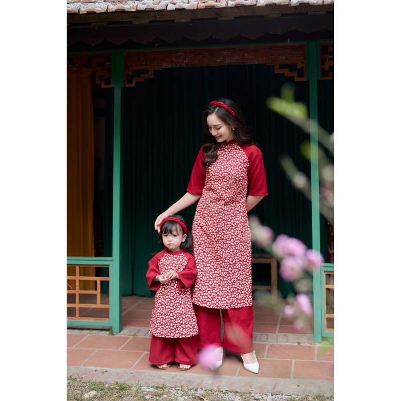 Áo dài bé gái họa tiết hoa nhí hồng tay trắng, Áo dài cách tân cổ tàu TẶNG kèm bờm chất liệu nhung tăm cho bé 10-26kg