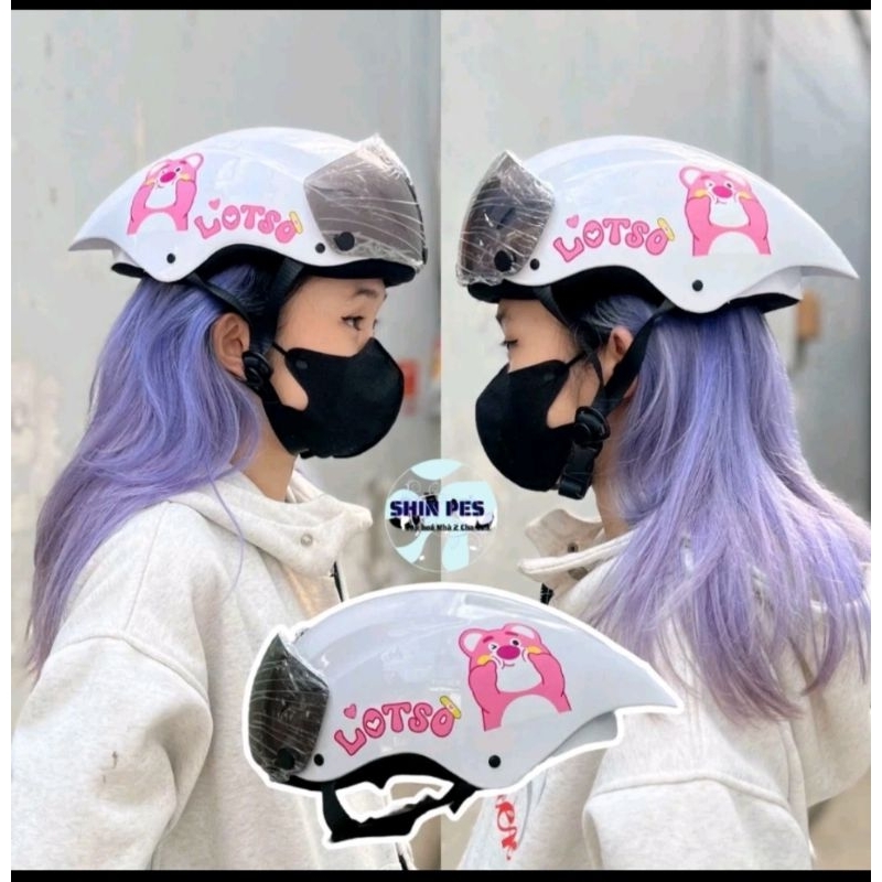 Nón bảo hiểm đuôi nhọn hình gấu dâu size từ 18 tuổi trở lên  tặng kèm tai mèo cute