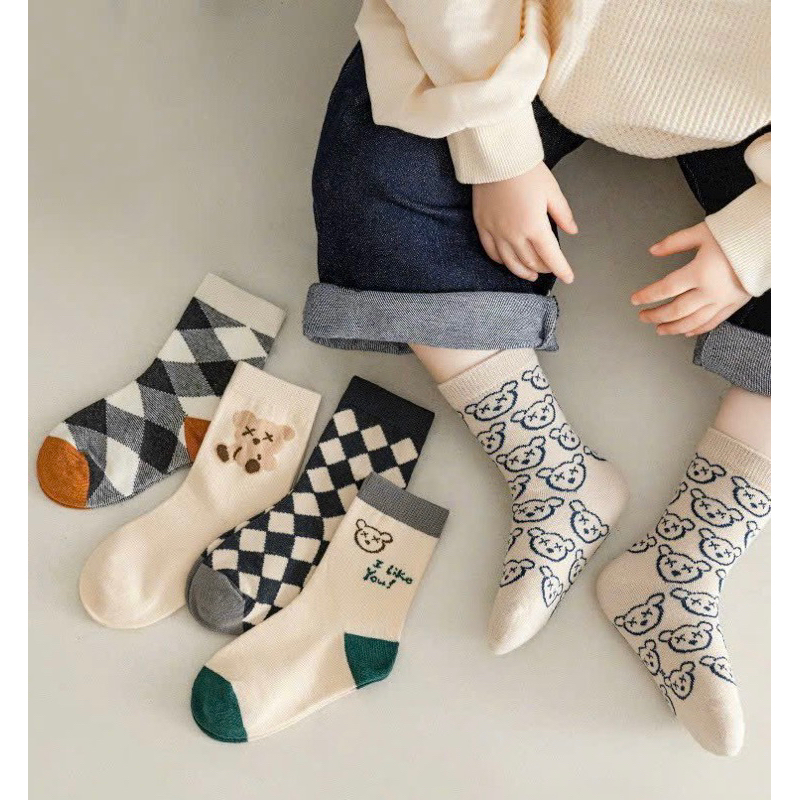 Combo 10 đôi tất cute hình gấu micky,ziczac giá tốt