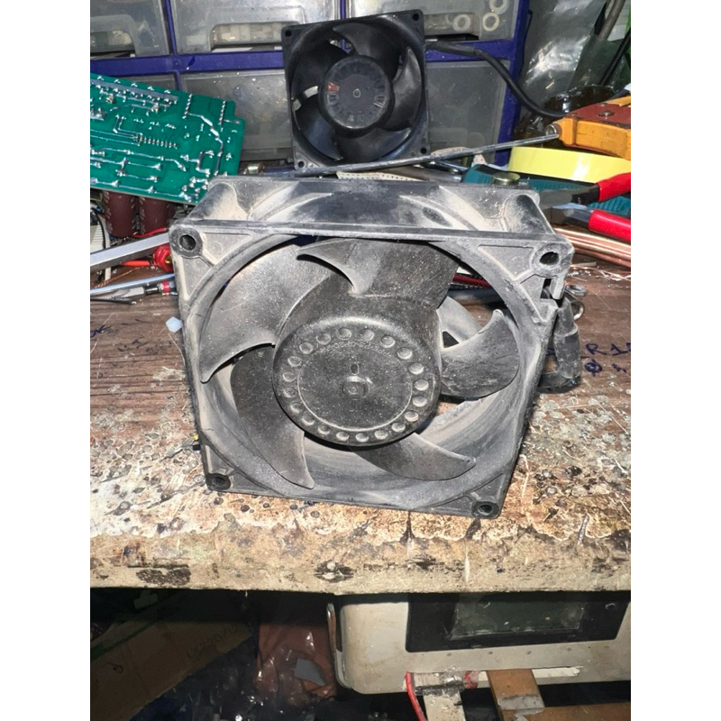 Quạt 4 dây 12VDC 1.92A Chính Hãng Nidec 9.2x9.2x3.8cm