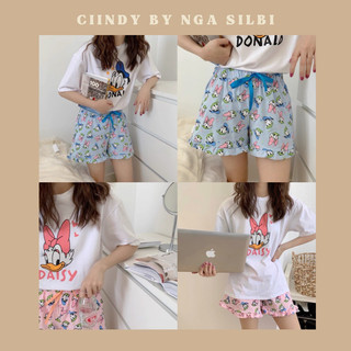 Bộ đồ mặc nhà Vịt Donald, Bộ cộc tay cho nữ