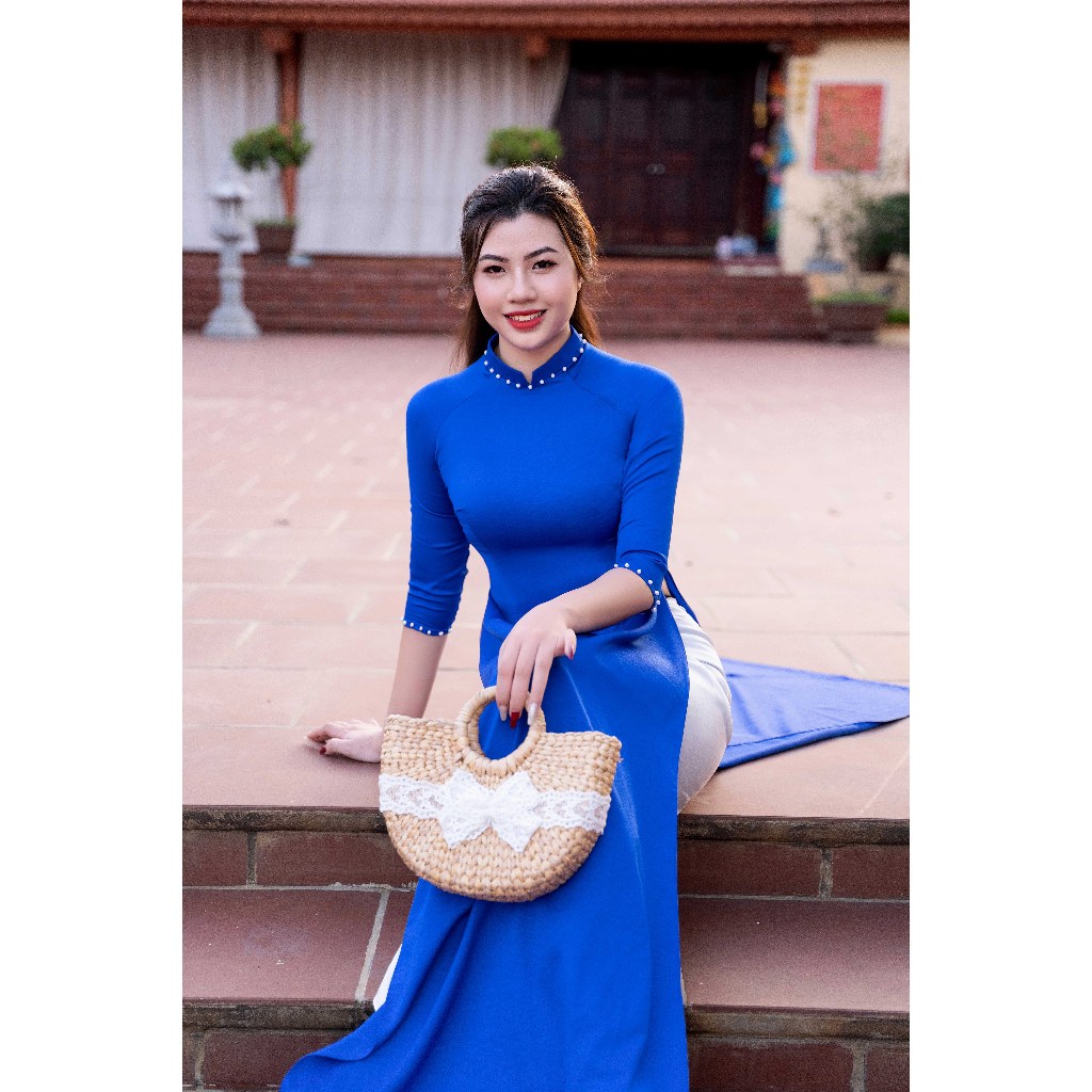 Áo dài Tây Thi 2 tà, cổ đính đá cao cấp, màu Xanh Coban phổ biến