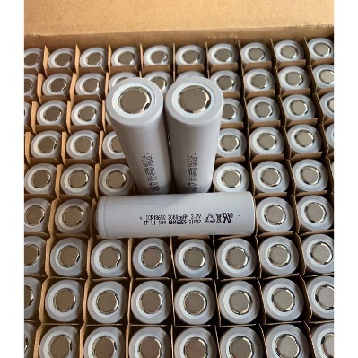 Cell pin 18650 TP xám 2000-2200mAh xả 10C/20A hàng mới chính hãng