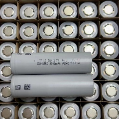 Cell pin 18650 TP xám 2000-2200mAh xả 10C/20A hàng mới chính hãng