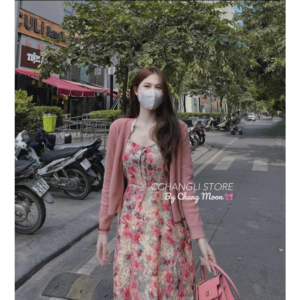 Sét váy 2 dây hoa dáng dài kèm áo cadigan hồng dài tay