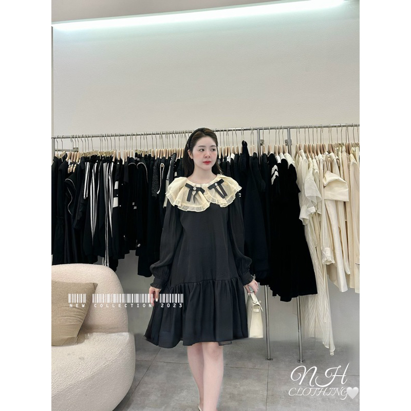 Váy xuông tơ đuôi cá cổ bèo nơ