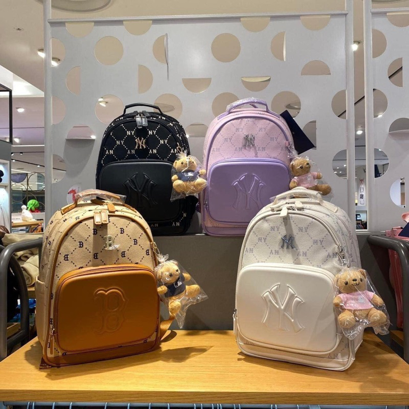 Balo Monogram MLB kèm móc khoá