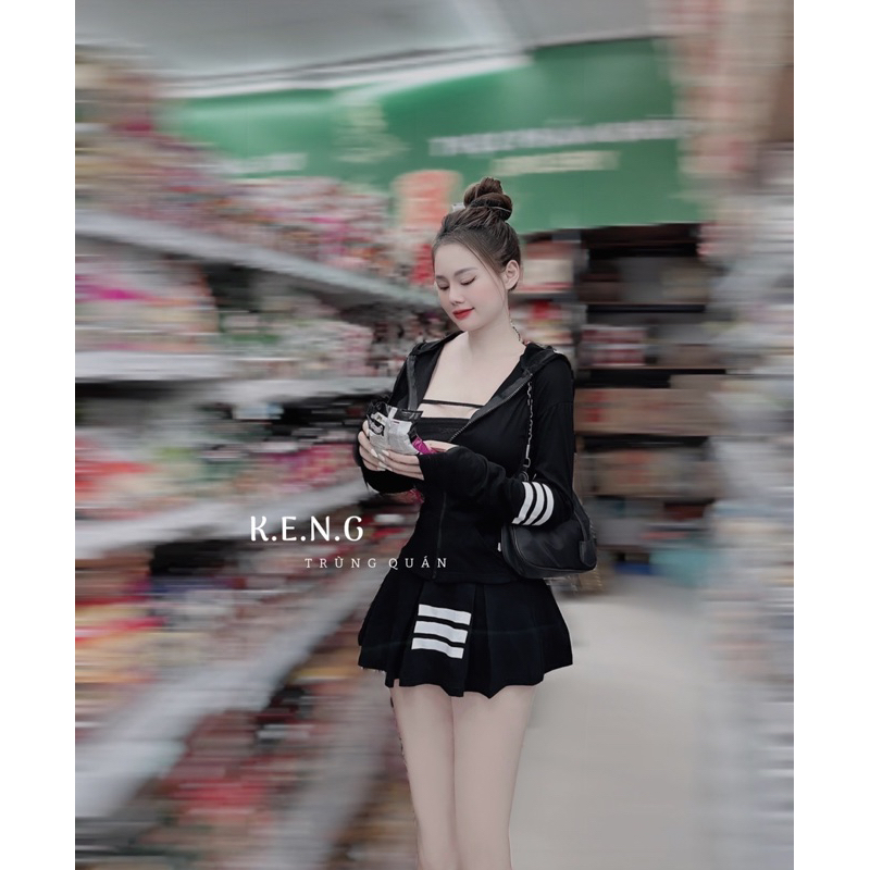 Sét bộ đầm thể thao nữ kèm áo quây mặc trong